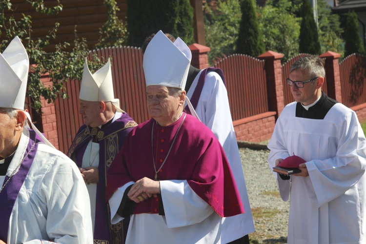 Pogrzeb śp. ks. prał. Stanisława Jaska w Węglówce