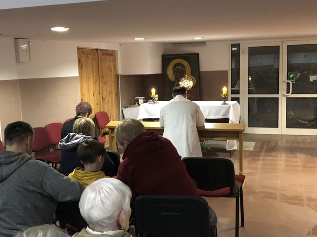 Stalowa Wola. Różaniec w parafii św. Jana Pawła II