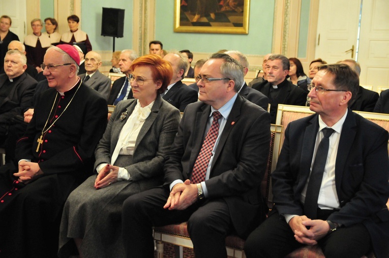 Abp Budzik odebrał międzynarodową nagrodę literacką