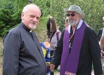Księża Marian Pazdan i Marek Muszyński