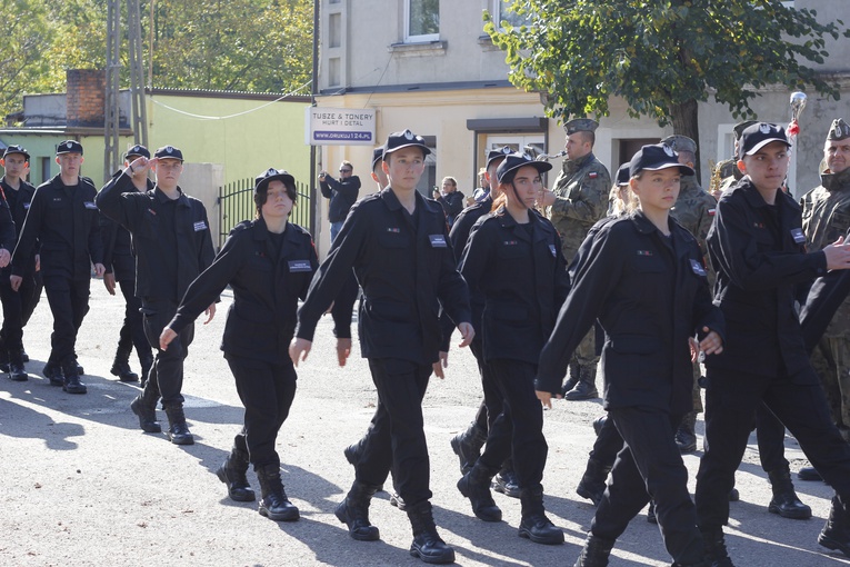 Ślubowanie pierwszoklasistów Technikum Zawodowego ZDZ w Nowym Mieście nad Pilicą
