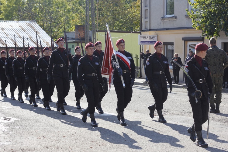 Ślubowanie pierwszoklasistów Technikum Zawodowego ZDZ w Nowym Mieście nad Pilicą