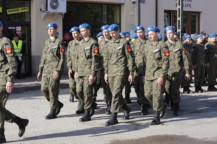 Ślubowanie pierwszoklasistów Technikum Zawodowego ZDZ w Nowym Mieście nad Pilicą