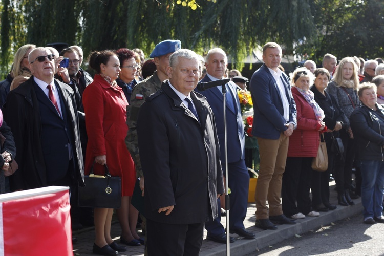 Ślubowanie pierwszoklasistów Technikum Zawodowego ZDZ w Nowym Mieście nad Pilicą