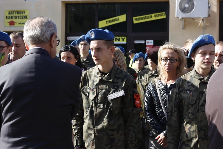 Ślubowanie pierwszoklasistów Technikum Zawodowego ZDZ w Nowym Mieście nad Pilicą