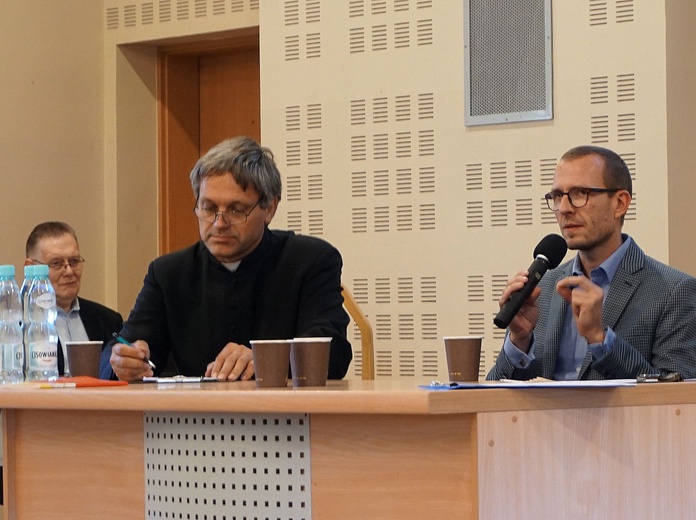 Konferencja "Razem w służbie Kościołowi"