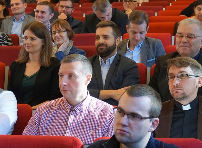 Konferencja "Razem w służbie Kościołowi"