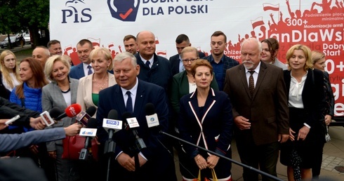 Radomska drużyna zwycięskiej partii.