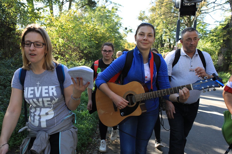 Pielgrzymka trzebnicka 2019 - cz. 15 (Bagno - Trzebnica)