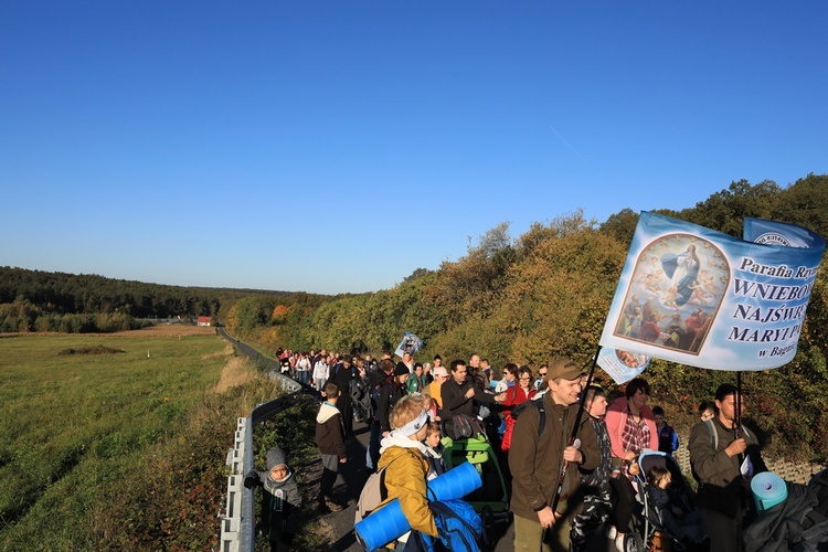 Pielgrzymka trzebnicka 2019 - cz. 15 (Bagno - Trzebnica)