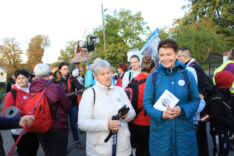 Pielgrzymka trzebnicka 2019 - cz. 15 (Bagno - Trzebnica)