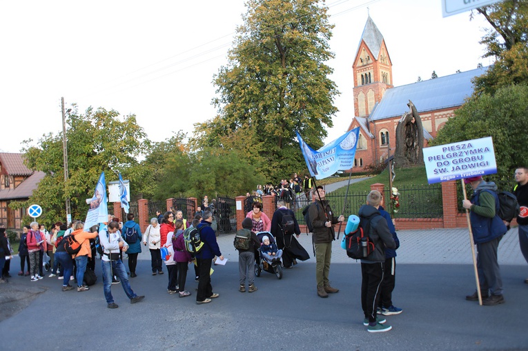 Pielgrzymka trzebnicka 2019 - cz. 15 (Bagno - Trzebnica)