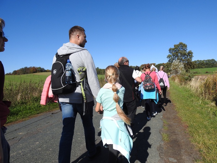 Pielgrzymka trzebnicka 2019 - cz. 17 (Oborniki Śląskie - Trzebnica)