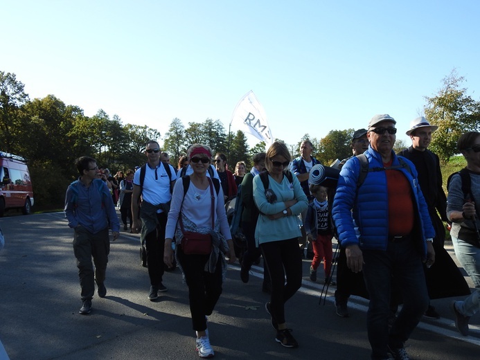 Pielgrzymka trzebnicka 2019 - cz. 17 (Oborniki Śląskie - Trzebnica)