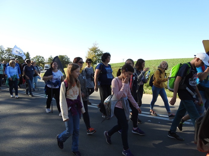 Pielgrzymka trzebnicka 2019 - cz. 17 (Oborniki Śląskie - Trzebnica)