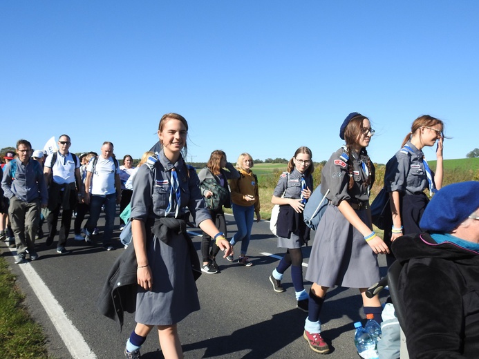 Pielgrzymka trzebnicka 2019 - cz. 17 (Oborniki Śląskie - Trzebnica)