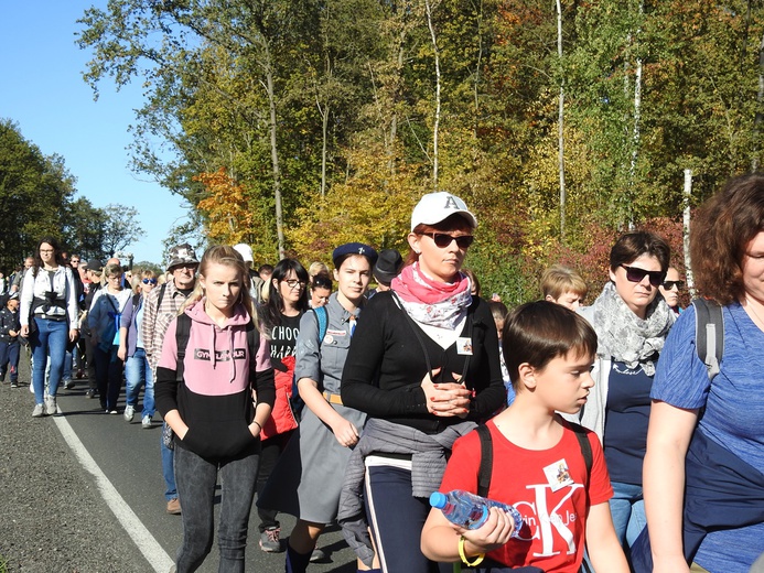 Pielgrzymka trzebnicka 2019 - cz. 17 (Oborniki Śląskie - Trzebnica)