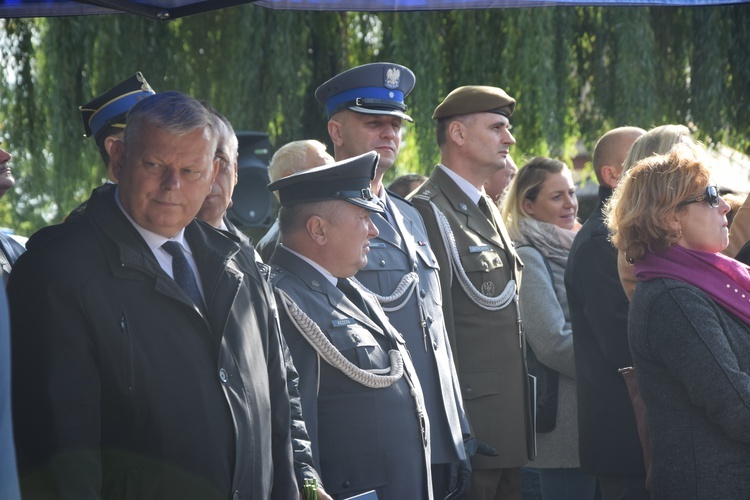 Ślubowanie pierwszoklasistów Technikum Zawodowego ZDZ w Nowym Mieście nad Pilicą