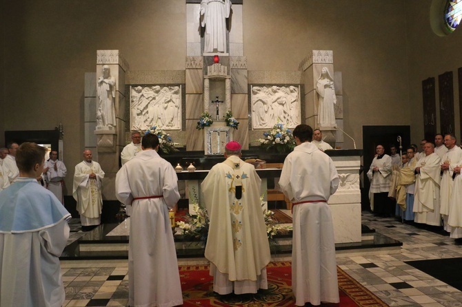 Kraków. Inauguracja sanktuarium Matki Bożej Płaszowskiej