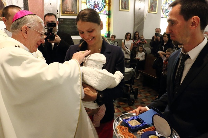 Kraków. Inauguracja sanktuarium Matki Bożej Płaszowskiej