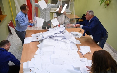 Przepływy wyborców: 90,2 proc. wyborców PiS z 2015 r. ponownie zagłosowało na tę partię