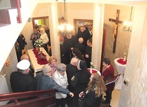 Przebywa tu 14 duchownych, a będzie mogło zamieszkać kolejnych 10.