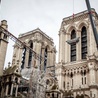 Paryż: Ile darowizn wpłynęło na odbudowę katedry Notre Dame?