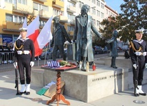 Upamiętnili 80. rocznicę wysiedleń ludności cywilnej z Gdyni