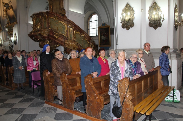 Pielgrzymka chorych do grobu św. Jadwigi
