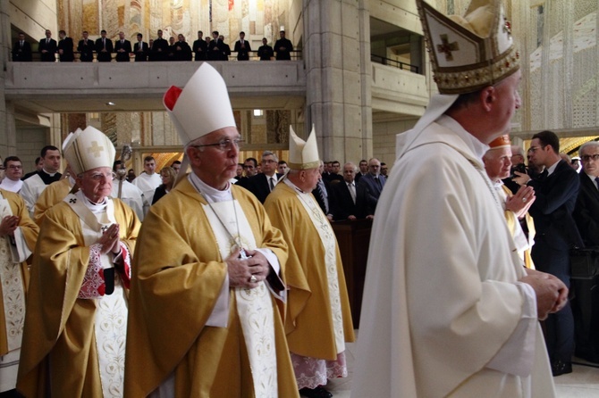 Doktorat honoris causa UPJPII dla kard. Zenona Grocholewskiego