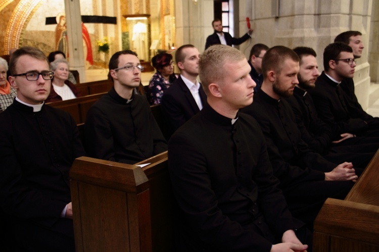 Doktorat honoris causa UPJPII dla kard. Zenona Grocholewskiego