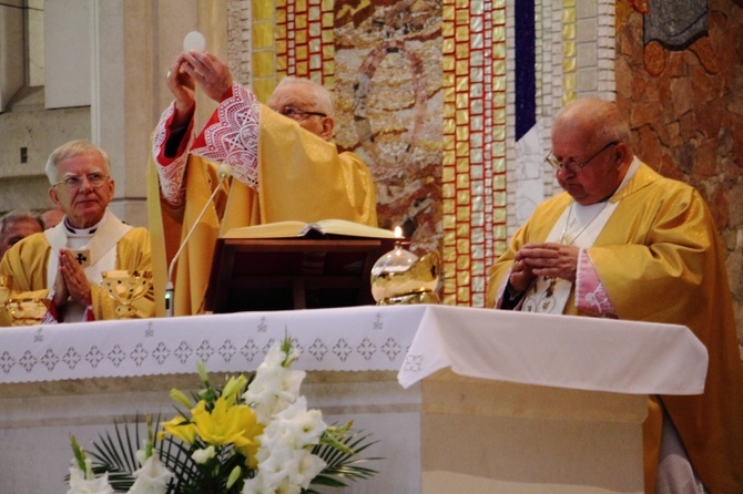 Doktorat honoris causa UPJPII dla kard. Zenona Grocholewskiego