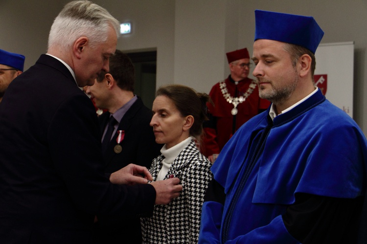 Doktorat honoris causa UPJPII dla kard. Zenona Grocholewskiego