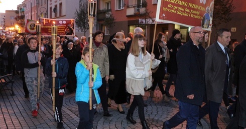 Trzebniczanie kochają św. Jawigę