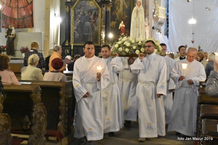 Nabożeństwo fatimskie w Żaganiu