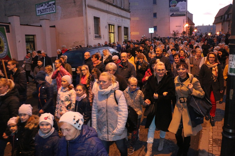 Pielgrzymka mieszkańców Trzebnicy do grobu św. Jadwigi