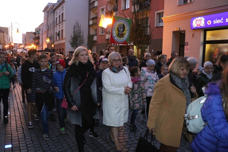 Pielgrzymka mieszkańców Trzebnicy do grobu św. Jadwigi