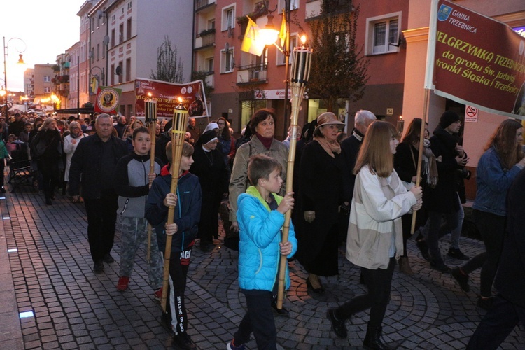 Pielgrzymka mieszkańców Trzebnicy do grobu św. Jadwigi