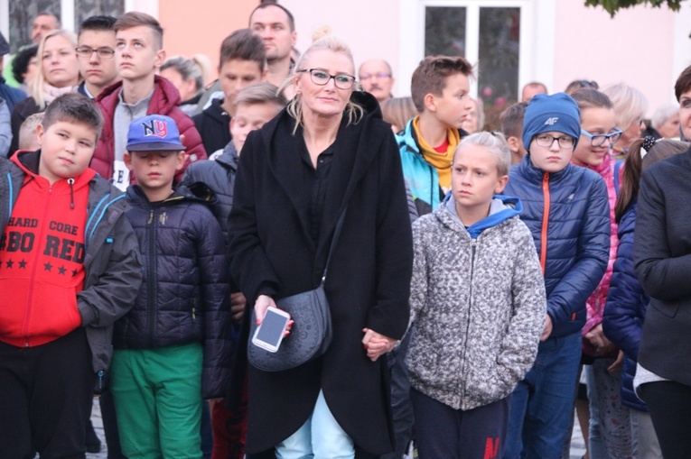 Pielgrzymka mieszkańców Trzebnicy do grobu św. Jadwigi