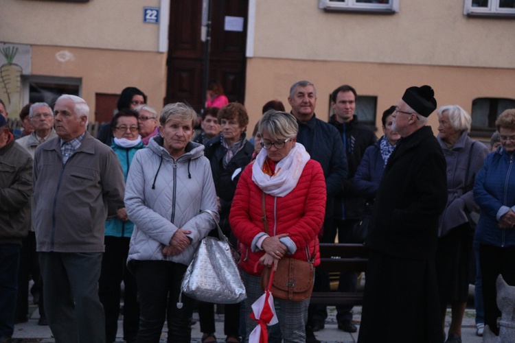 Pielgrzymka mieszkańców Trzebnicy do grobu św. Jadwigi