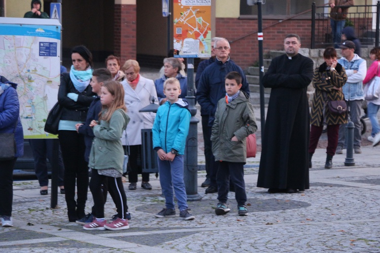 Pielgrzymka mieszkańców Trzebnicy do grobu św. Jadwigi