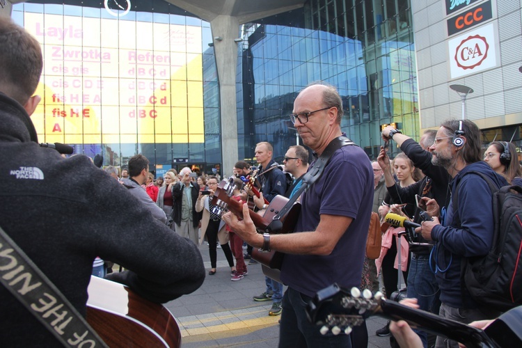 Katowice. Koncert gitarowy w centrum