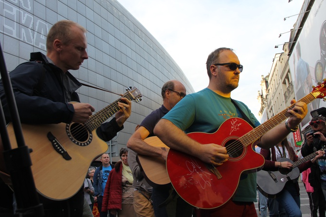 Katowice. Koncert gitarowy w centrum