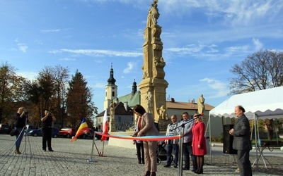 Rynek zrewitalizowany dzięki  kolumnie maryjnej