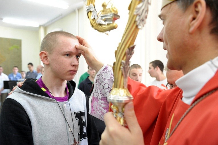 Najciekawsze zdjęcia z bp. Adamem Bałabuchem z GN