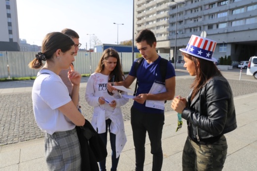 Gra miejska w Katowicach w 100. rocznicę stosunków dyplomatycznych Polski i USA 