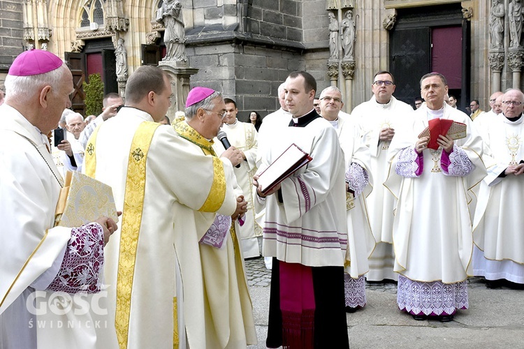 Wizyta Nuncjusza Apostolskiego w Świdnicy