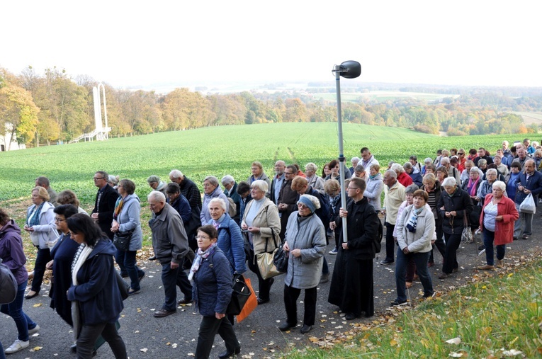 Pielgrzymka Żywego Różańca na Górę Świętej Anny