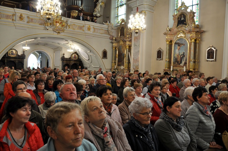 Pielgrzymka Żywego Różańca na Górę Świętej Anny