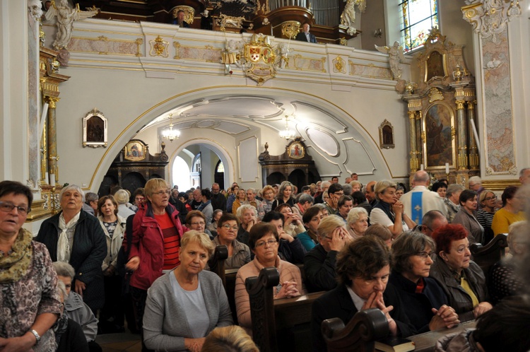 Pielgrzymka Żywego Różańca na Górę Świętej Anny